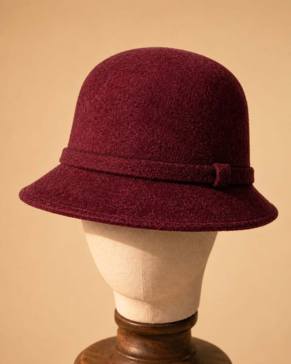 Betmar Italy 100% Wool Cloche Hat Burgundy Wine Felt Bucket Dark Academia Medium